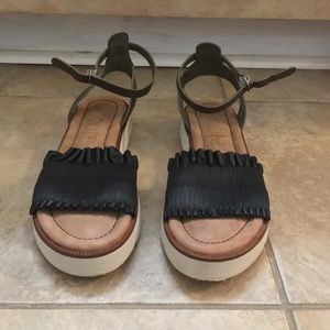 Black sandals